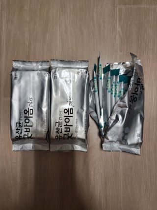 프리마인 유산균 국가지정연구소 선정, 살아있는 생유산균 200억 마리의 힘. 유산균n굿바이옴플러스 — 5점을 준 리뷰어가 2021년 11월 올린 사용 사진