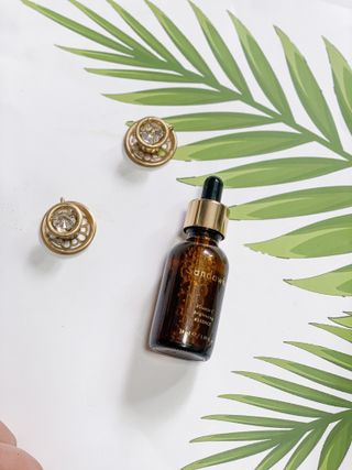 스킨큐어 산다화 비타민c 화이트닝 에센스 30ml — 5점을 준 리뷰어가 2023년 9월 올린 사용 사진