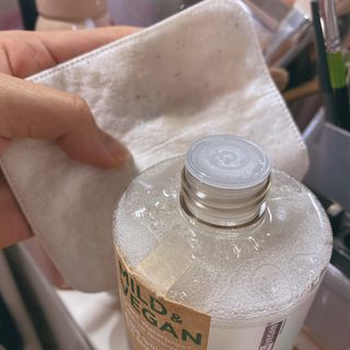 [후르디아] 눈시림없는 올영 립앤아이 리무버 — 5점을 준 리뷰어가 2024년 2월 올린 사용 사진