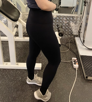 [딕시] 힙 플랙션 레깅스 HIP FLEXION Leggings — 5점을 준 리뷰어가 2022년 5월 올린 사용 사진