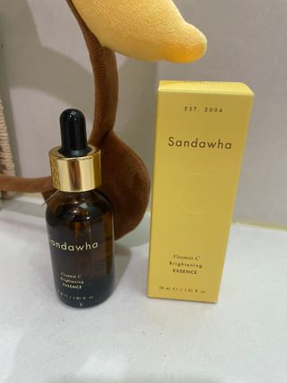 스킨큐어 산다화 비타민c 화이트닝 에센스 30ml — 5점을 준 리뷰어가 2023년 12월 올린 사용 사진