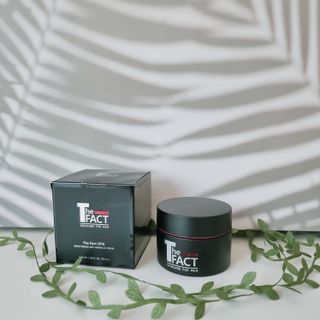 The Fact 더팩트 에스에프엔 브라이트닝 안티 링클 크림 50ml — 5점을 준 리뷰어가 2022년 5월 올린 사용 사진