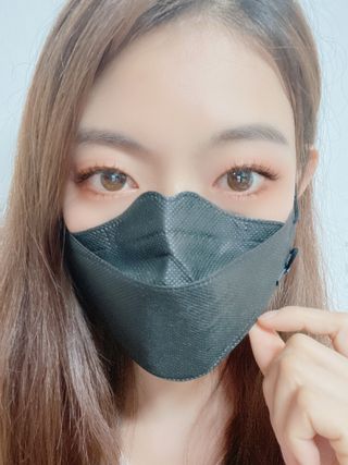 에버그린 순면 끈조절 KF80 마스크 - 화이트/블랙 컬러 대형 - 10매 — 5점을 준 리뷰어가 2021년 7월 올린 사용 사진