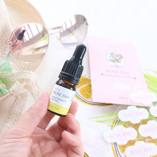 라라로즈데이 시즌2 천연 아로마오일 Y존 케어 속옷향수 이너퍼퓸 5ml  여성의 자존감을 UP시키자 — 5점을 준 리뷰어가 2021년 9월 올린 사용 사진