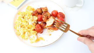 굽네몰 [굽네] 소스가 맛있는 닭가슴살 한입 볼 2종 — 5점을 준 리뷰어가 2021년 3월 올린 사용 사진