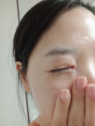 스킨큐어 산다화 순한 클렌징 동백 오일 200ml — 5점을 준 리뷰어가 2023년 3월 올린 사용 사진