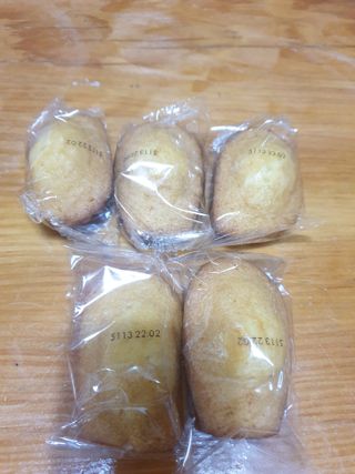 [메종콜리브리] 프랑스 마들렌 메종콜리브리 플레인 마들렌 2팩 — 5점을 준 리뷰어가 2022년 4월 올린 사용 사진