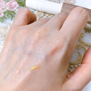 [후르디아] 올리브영 착한보습 비건 립버터 2종 — 5점을 준 리뷰어가 2021년 10월 올린 사용 사진