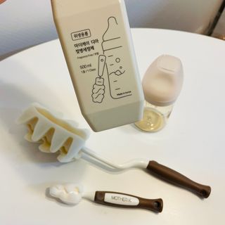 마더케이 디아 프리미엄 젖병세정제 500ml 액상형/무향 — 5점을 준 리뷰어가 2021년 12월 올린 사용 사진