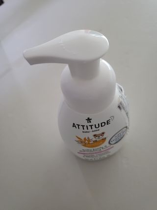 에티튜드 천연 젖병세정제 무향 아토베이비 폼타입 (295ml) 천연 친환경 비건 — 5점을 준 리뷰어가 2022년 8월 올린 사용 사진