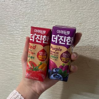 [롯데칠성] 야채듬뿍 더'진한 [롯데칠성] 야채는 이제 COLORFULL! 야채듬뿍  더 진한 레드 4개 +퍼플 4개 (총 8개) — 5점을 준 리뷰어가 2023년 6월 올린 사용 사진
