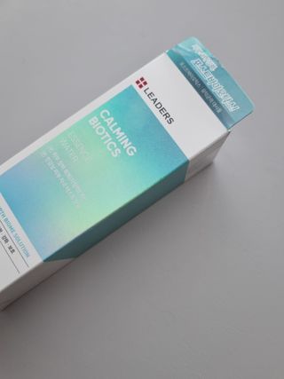 리더스코스메틱 리더스 카밍 바이오틱스 에센스 워터 — 5점을 준 리뷰어가 2022년 2월 올린 사용 사진