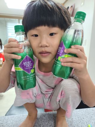 몽베스트 Montbest with Sparkling water Lime20병 — 5점을 준 리뷰어가 2022년 9월 올린 사용 사진