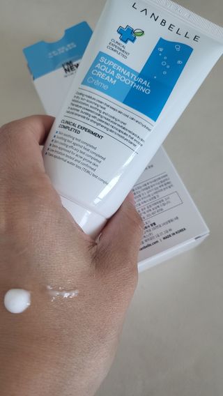 랑벨 수퍼내츄럴 아쿠아 수딩 크림 100ml — 5점을 준 리뷰어가 2022년 4월 올린 사용 사진