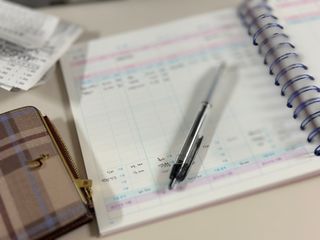 리훈 리뉴얼 오늘쓰임 가계부 용돈기입장 금전납출부 캐쉬북 만년 — 5점을 준 리뷰어가 2023년 3월 올린 사용 사진