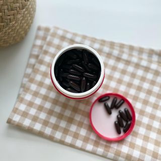 Swisse 스위스 고함량 프로폴리스 2,000mg 210정 — 5점을 준 리뷰어가 2021년 5월 올린 사용 사진