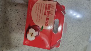 소담스퀘어 상암 [애플트리] 프리미엄 애플 비타 콜라겐 — 5점을 준 리뷰어가 2022년 12월 올린 사용 사진