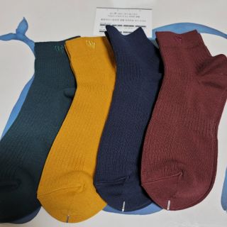 [사이즈가 있는 양말 필로이] 남/여 골지 발목 양말 4족 세트 남【S, M, L, XL】여【S, M, L】_컬러 랜덤 — 5점을 준 리뷰어가 2022년 6월 올린 사용 사진
