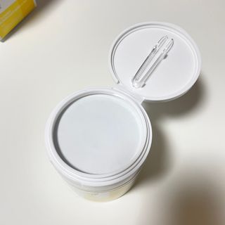 랑벨 비타 에너지 잡티 앰플 패드 65매 (투명하고 밝은 얼굴 광채패드) — 5점을 준 리뷰어가 2022년 6월 올린 사용 사진