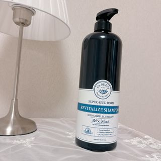 [닥터시드]슈퍼시드밤 리바이탈라이즈 샴푸 베베머스크향 1000ml — 5점을 준 리뷰어가 2024년 8월 올린 사용 사진