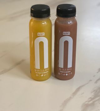 BLENDY'S 핑크 스무디+블론디 스무디 — 4점을 준 리뷰어가 2021년 9월 올린 사용 사진