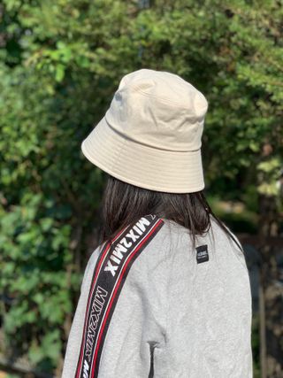 [스테이피플] STAYPEOPLE BUCKET HAT (IVORY) — 5점을 준 리뷰어가 2022년 9월 올린 사용 사진