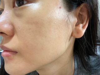 아이앤립 / EYENLIP 아이앤립 루센트 비비크림 2 Color — 4.5점을 준 리뷰어가 2021년 7월 올린 사용 사진