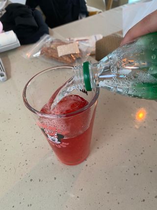 몽베스트 Montbest with Sparkling water Lime20병 — 5점을 준 리뷰어가 2021년 10월 올린 사용 사진