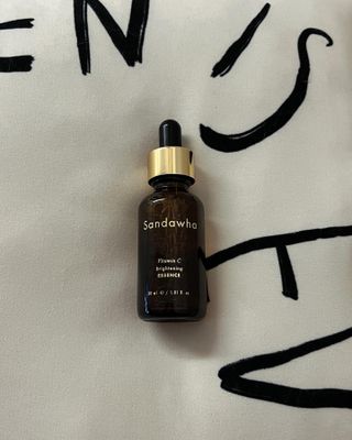 스킨큐어 산다화 비타민c 화이트닝 에센스 30ml — 4.5점을 준 리뷰어가 2023년 9월 올린 사용 사진