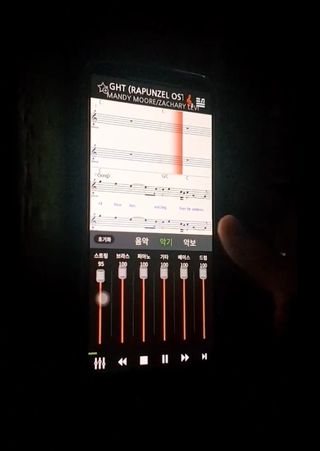 매직씽 노래방 어플리케이션 6개월 이용권 — 5점을 준 리뷰어가 2021년 11월 올린 사용 사진