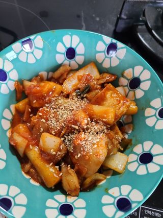 한성기업 무볼레 닭떡볶이+해물떡볶이 2종 세트 — 5점을 준 리뷰어가 2021년 10월 올린 사용 사진