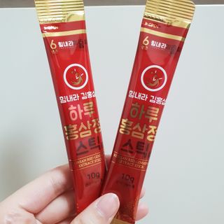 힘내라김홍삼 하루홍삼정스틱 10g x 10포 — 5점을 준 리뷰어가 2021년 3월 올린 사용 사진