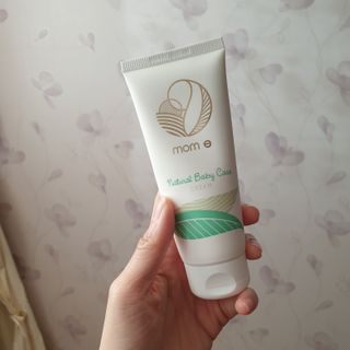 mom e 맘이 내추럴 베이비 케어 크림+바디오일 — 5점을 준 리뷰어가 2021년 1월 올린 사용 사진
