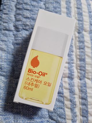 바이오오일 [바이오-오일] 스킨케어 오일 내추럴 60ml — 4.5점을 준 리뷰어가 2021년 12월 올린 사용 사진