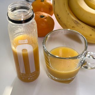 BLENDY'S 핑크 스무디+블론디 스무디 — 5점을 준 리뷰어가 2021년 12월 올린 사용 사진