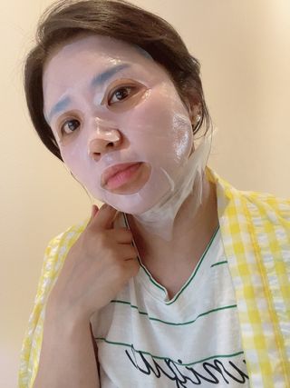 리브얼 | LIVALL 바이오셀룰로오스 마스크 레스트 앤 글로우 33ml  x 3개입 — 4.5점을 준 리뷰어가 2022년 6월 올린 사용 사진
