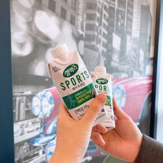 셀렉스스포츠 셀렉스 스포츠 웨이 프로틴 초콜릿 _ 330ml x 12팩 — 4점을 준 리뷰어가 2021년 3월 올린 사용 사진