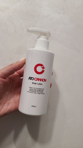 아토캐논(ATO CANNON) 아토캐논 고보습 바디로션 200ml — 5점을 준 리뷰어가 2023년 1월 올린 사용 사진