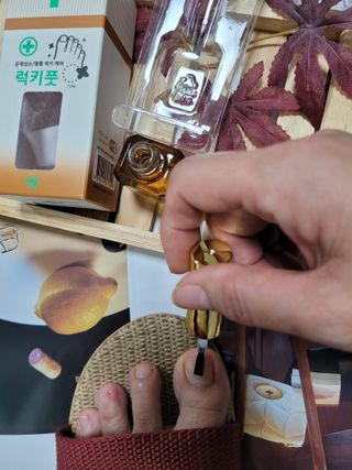 유케어 YOU CARE 문제성 손발톱케어_럭키풋 — 5점을 준 리뷰어가 2022년 10월 올린 사용 사진