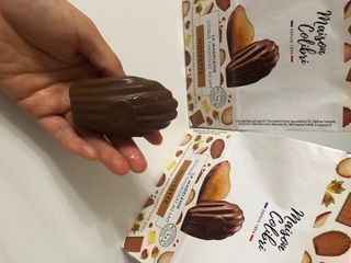[메종콜리브리] 프랑스 마들렌 메종콜리브리 헤이즐넛 마들렌 2팩 — 5점을 준 리뷰어가 2021년 12월 올린 사용 사진