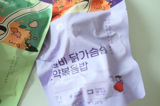 [푸딩팩토리] 요잇조잇 닭갈비 닭가슴살/김치 닭가슴살 곤약볶음밥 2종 (김치볶음밥 2개 닭갈비 볶음밥 1개) — 5점을 준 리뷰어가 2022년 7월 올린 사용 사진