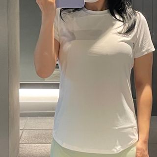[딕시] dxxy 딕시 리프레시 퍼펙트® 숏 슬리브 — 5점을 준 리뷰어가 2022년 5월 올린 사용 사진