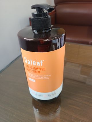 달리프 갈락토미세스 베러 퍼퓸 바디워시 러브피치 — 5점을 준 리뷰어가 2021년 3월 올린 사용 사진