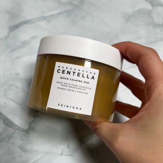 스킨1004 [SKIN1004] 마다가스카르 센텔라 퀵 카밍 패드 70매 130ml — 5점을 준 리뷰어가 2024년 10월 올린 사용 사진