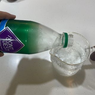 몽베스트 Montbest with Sparkling water Plain 20병 — 5점을 준 리뷰어가 2022년 12월 올린 사용 사진