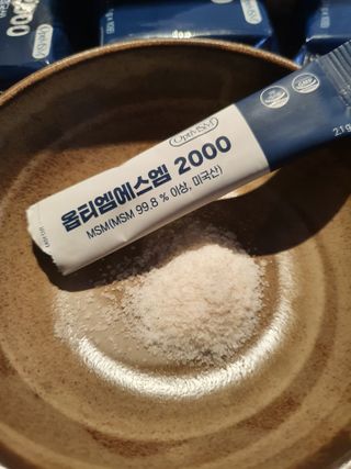 바른비타민 옵티엠에스엠2000 1박스 60포 관절 연골 복합건강기능식품 — 5점을 준 리뷰어가 2021년 6월 올린 사용 사진