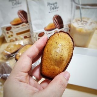 [메종콜리브리] 프랑스 마들렌 메종콜리브리 헤이즐넛 마들렌 2팩 — 5점을 준 리뷰어가 2021년 11월 올린 사용 사진