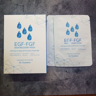 Dr.느루벗 느루벗 EGF FGF 스킨 리커버리 마스크 10장 — 5점을 준 리뷰어가 2021년 3월 올린 사용 사진