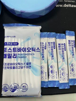 서울약사신협_포스트바이오틱스패밀리_5g x 100포 — 5점을 준 리뷰어가 2021년 3월 올린 사용 사진