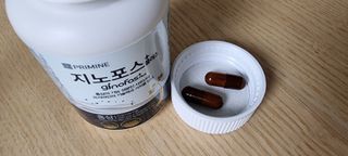 프리마인 홍삼의 강력한 에너지, 이제는 흡수율을 높인 최첨단 캡슐로 간편하게 초고속 충전하세요. — 4점을 준 리뷰어가 2022년 12월 올린 사용 사진